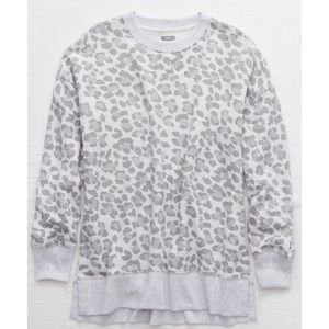 AERIE OVERSIZED GREY-CHEETAH PRINT PULLOVER